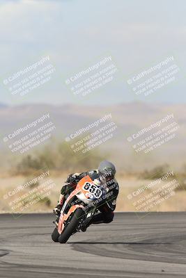 media/Nov-16-2025-Race Pace (Sun) [[8c5fa54630]]/Verified Riders/7-Turn 4 (1155am)/